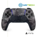 Na slici je prikazan PlayStation 5 PS5 DualSense Wireless Controller Grey Camo. Pored toga na slici je prikazan logo naše firme "MSTech" i logo proizvođača "PlayStation".