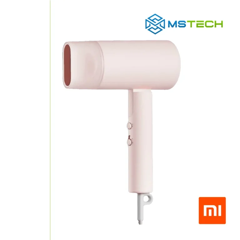 Na slici su prikazani XIAOMI FEN ZA KOSU H101 WHITE, 1600W, logo naše firme "MSTech" i logo proizvođača "XIAOMI".